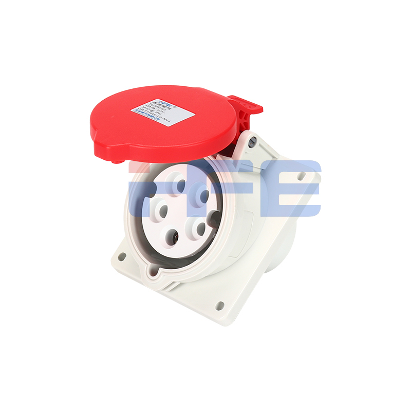 425 IP44 32A 5P