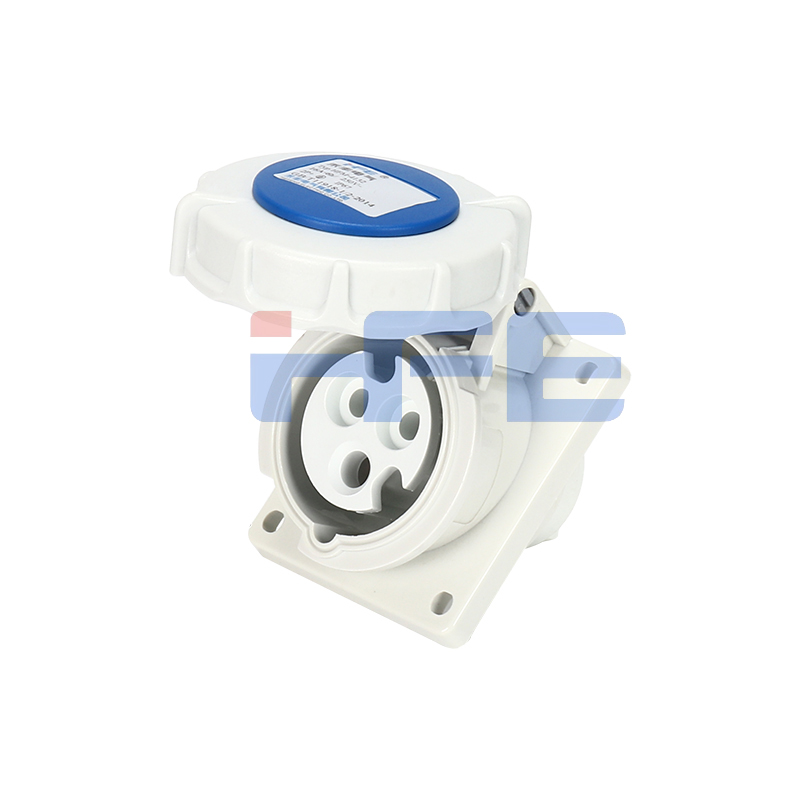 4132 IP67 16A 3P