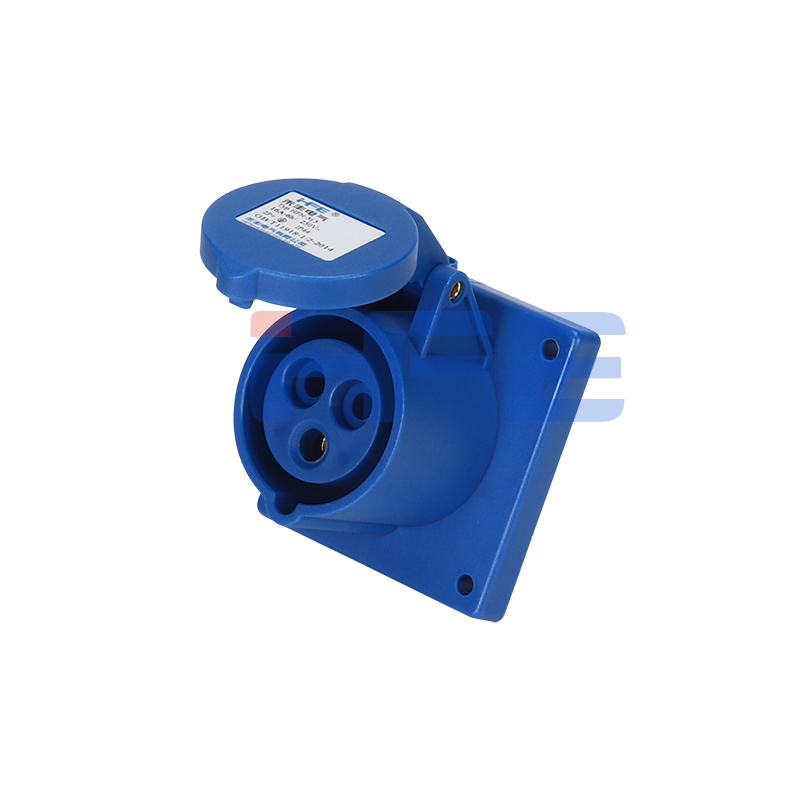 313 IP44 16A 3P