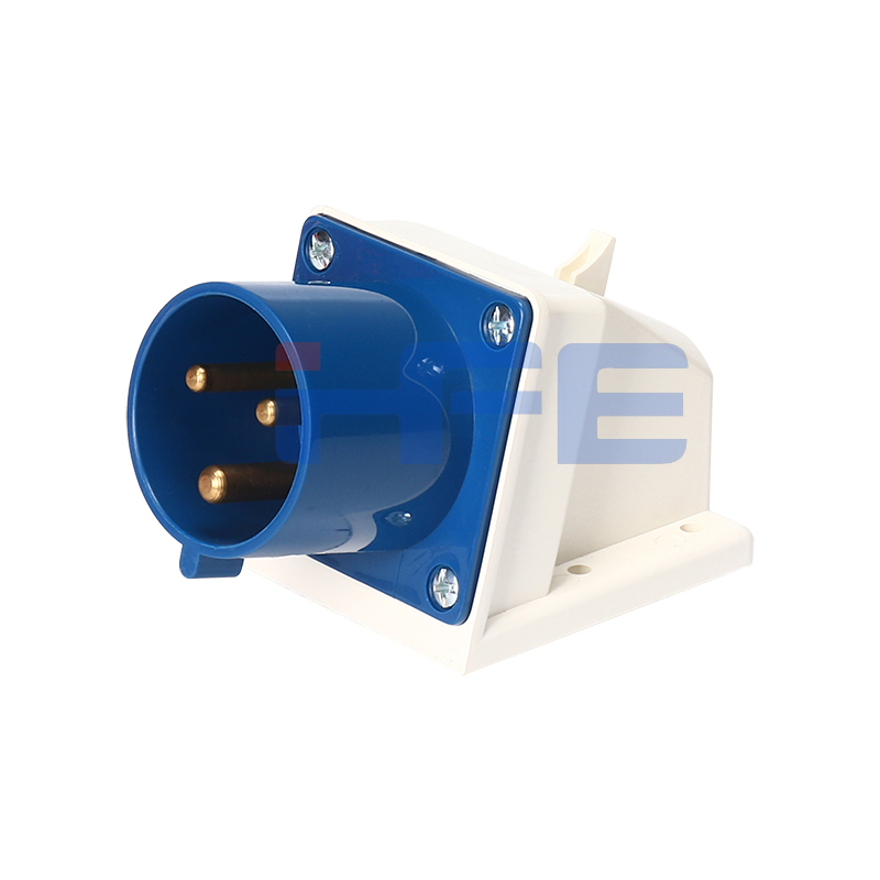 513 IP44 16A 3P