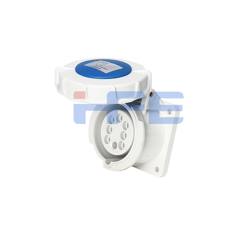 M018 IP67 16A 8P